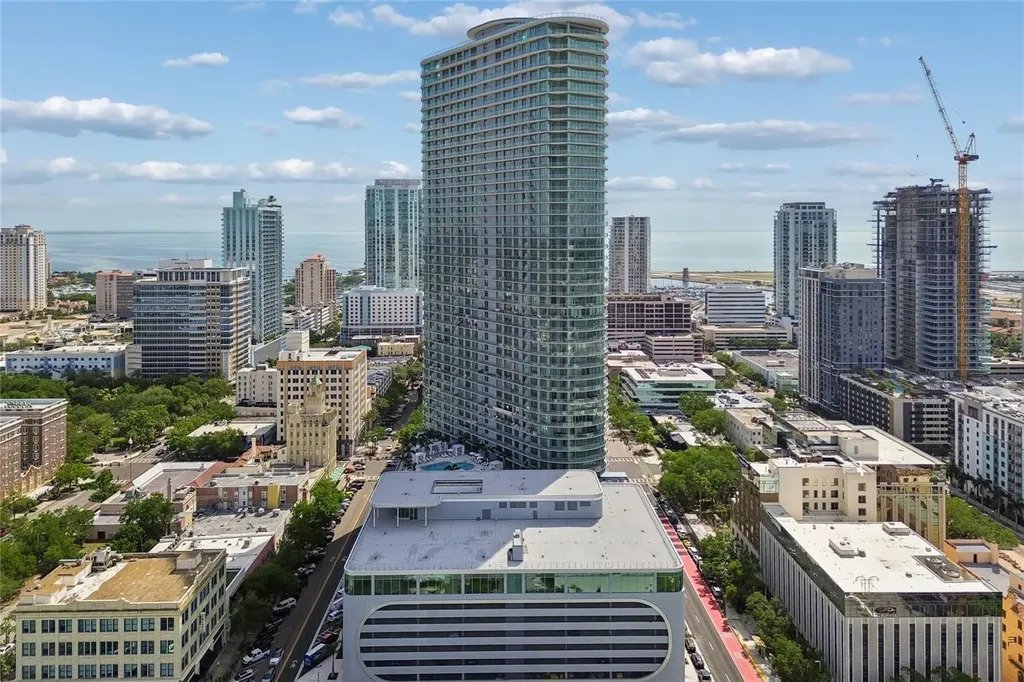 Condo in St. Petersburg, Florida, United States 1 - 18341921