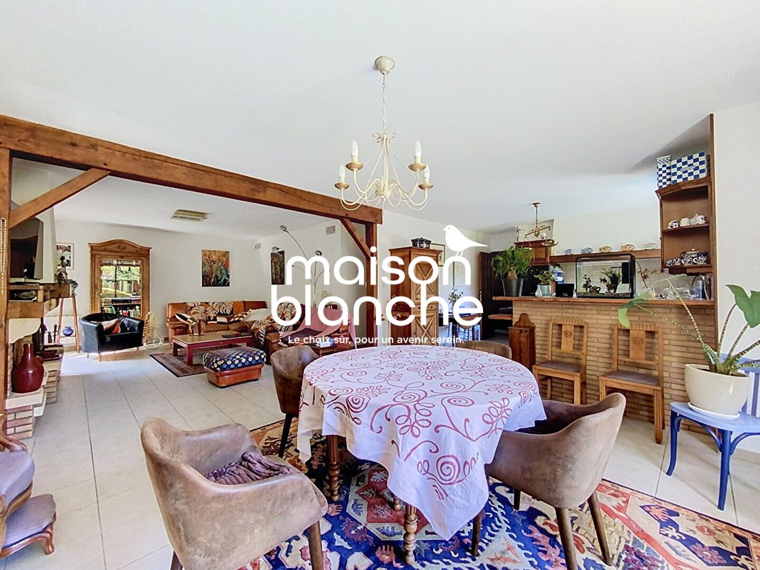 Villa in Feneu, Pays de la Loire, France 4 - 18956222