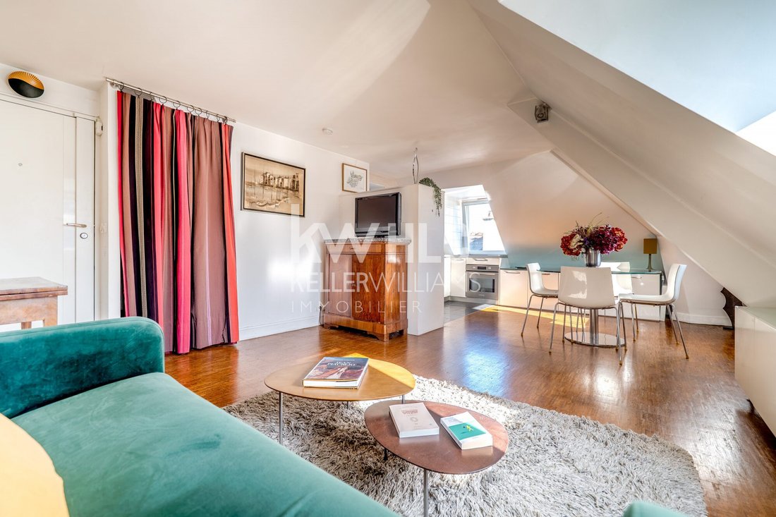 Apartment in Saint Germain l'Auxerrois, Paris 1er Arrondissement, Paris 2 - 18956083
