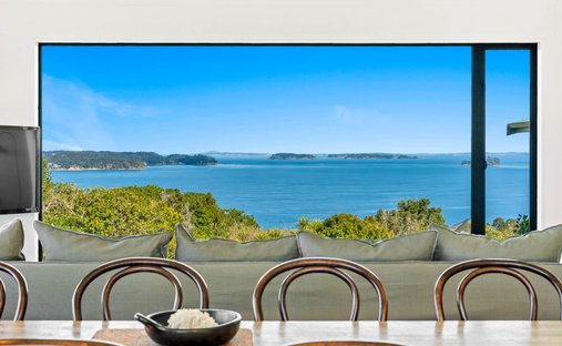 House in Tawharanui Peninsula, Auckland, New Zealand 1