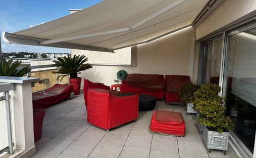 Apartment in Saint Bruno-Saint Augustin, Bordeaux, France 1
