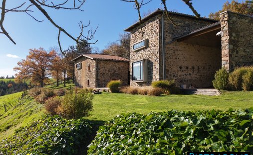 House in Centre, Amplepuis, France 1