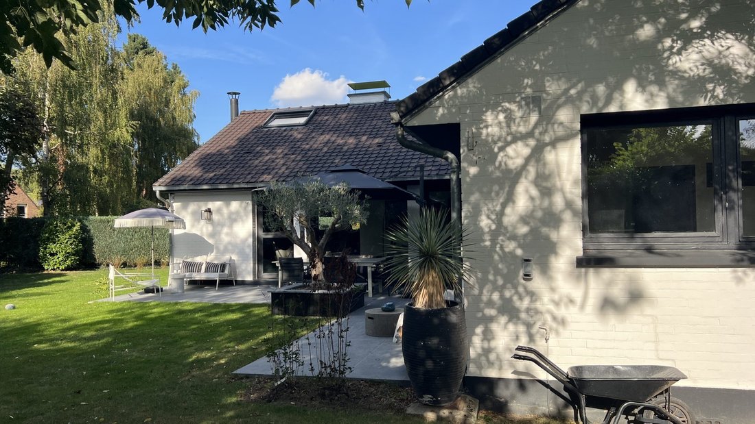 House in Villeneuve-d'Ascq, Hauts-de-France, France 1 - 18956402