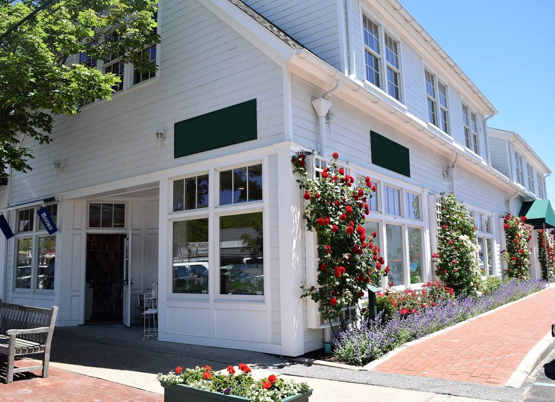 Southampton, New York, United States 2 - 18955760