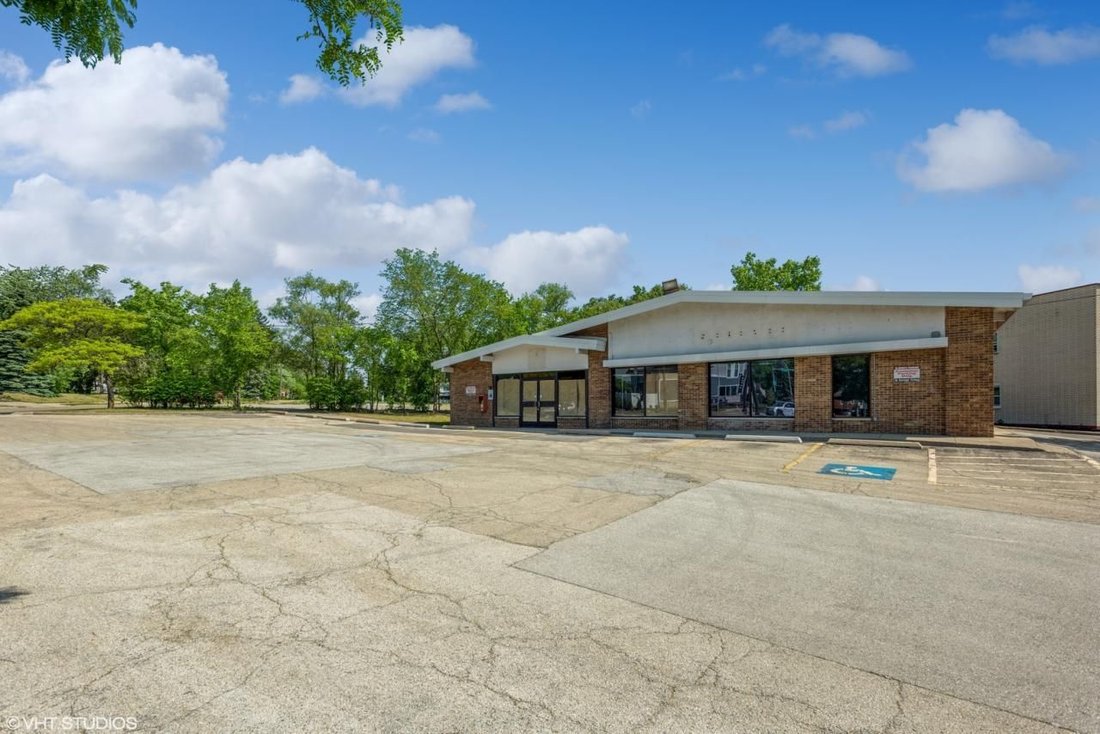 Willowbrook, Illinois, United States 5 - 18955517