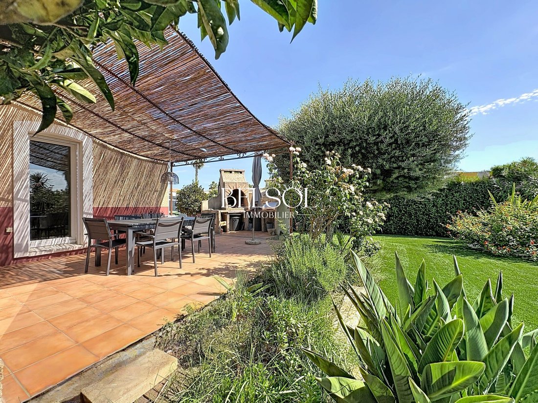 House in Saint-Cyprien, Occitania, France 3 - 18246965