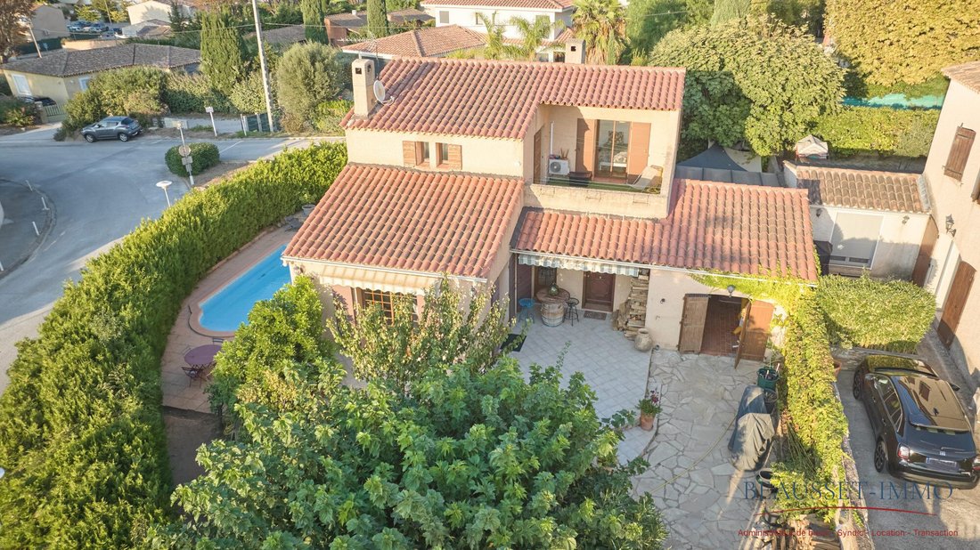 House in Saint-Cyr-sur-Mer, Provence-Alpes-Côte d'Azur, France 2 - 18956456