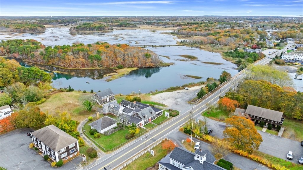 Harwich, Massachusetts, United States 4 - 18956977