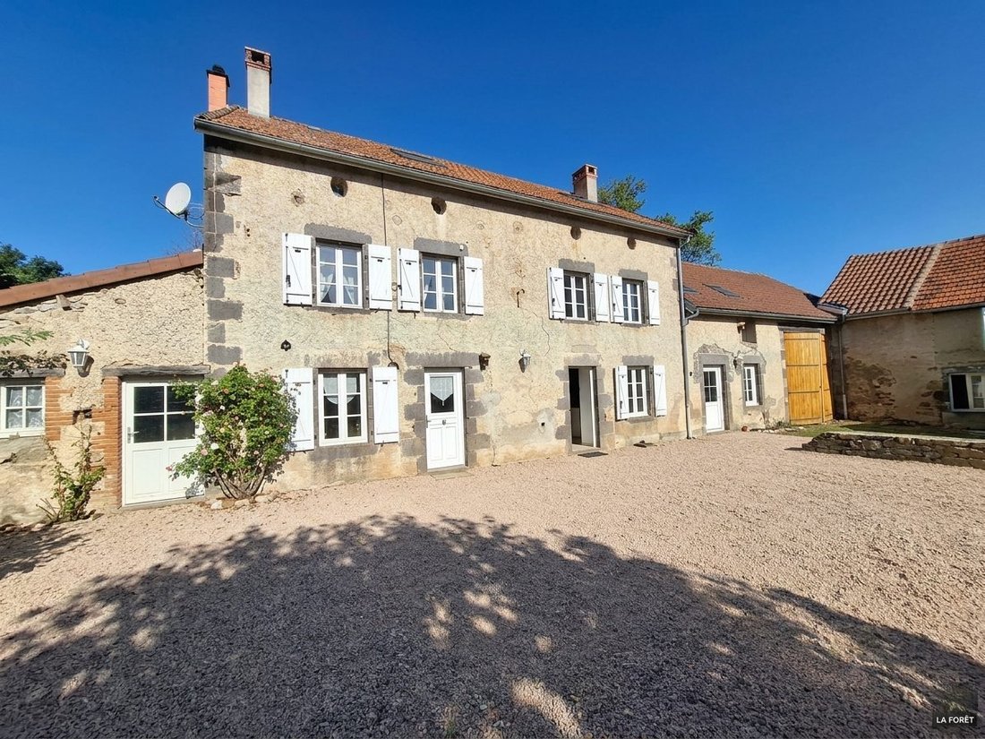 House in Teilhede, Auvergne-Rhône-Alpes, France 1 - 18956194