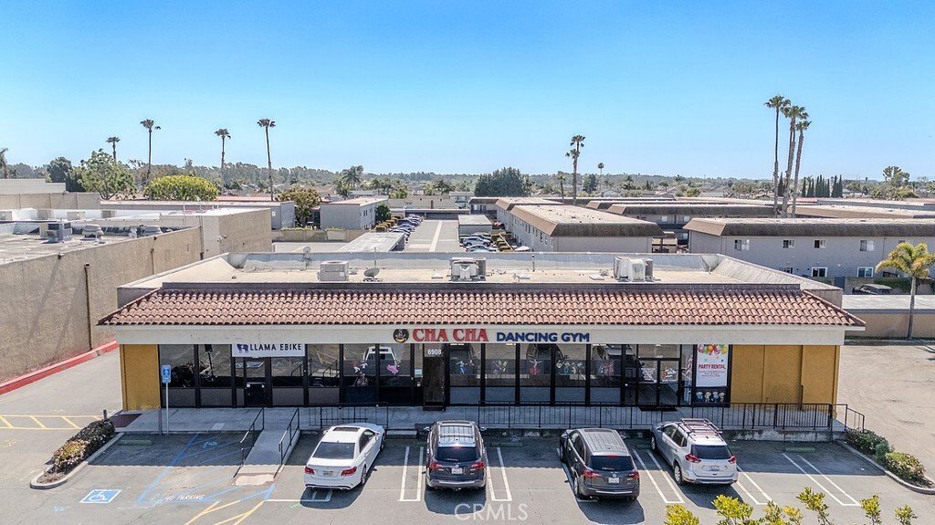 Huntington Beach, California, United States 1 - 18955872