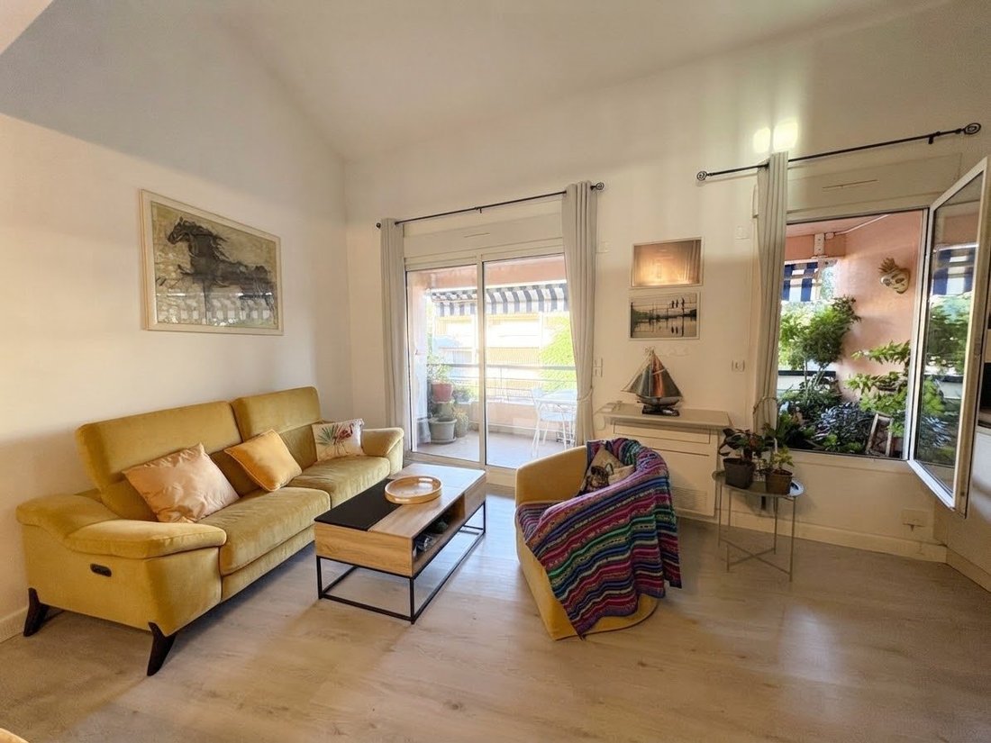 Apartment in Centre Ville, Carqueiranne, France 5 - 18956519