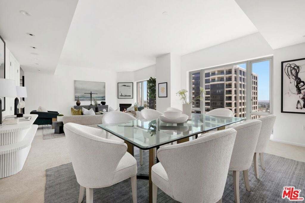 Condo in Los Angeles, California, United States 4 - 18958479