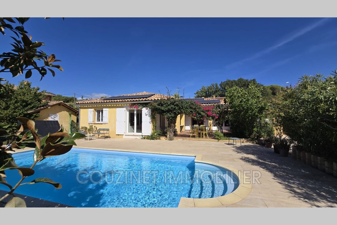 Villa in Sanary-sur-Mer, Provence-Alpes-Côte d'Azur, France 1 - 18959511