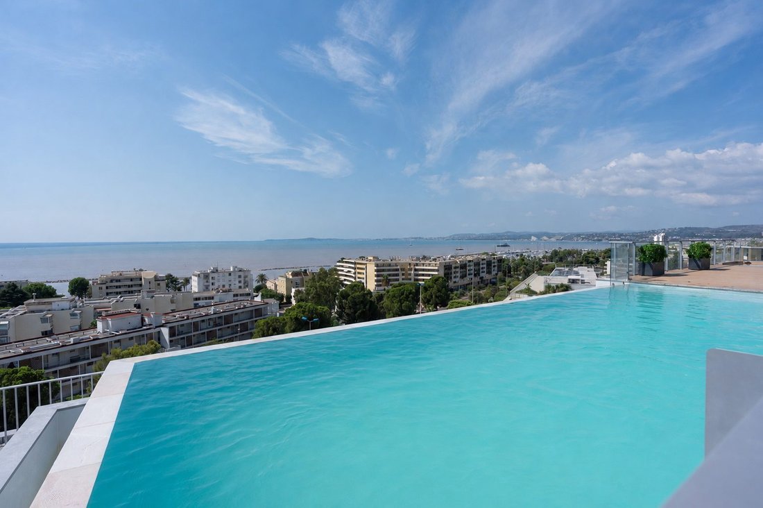 Apartment in Saint-Laurent-du-Var, Provence-Alpes-Côte d'Azur, France 1 - 18958576