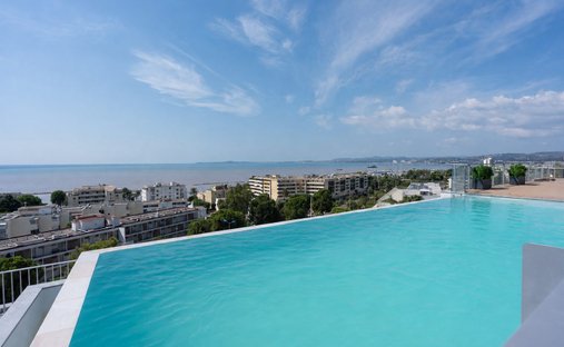 Apartment in Saint-Laurent-du-Var, Provence-Alpes-Côte d'Azur, France 1