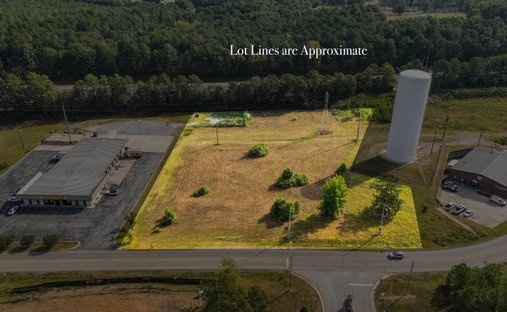 Land in Calera, Alabama, United States 1