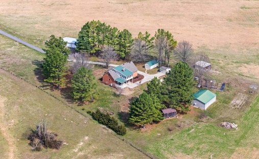 House in Castalian Springs, Tennessee, United States 1