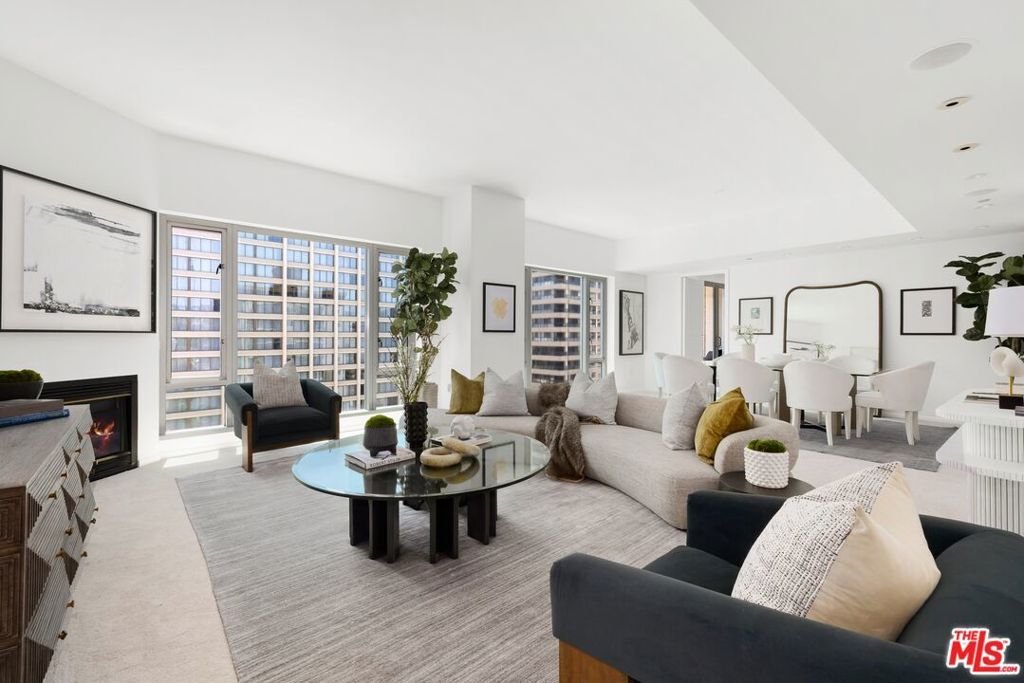 Condo in Los Angeles, California, United States 2 - 18958479
