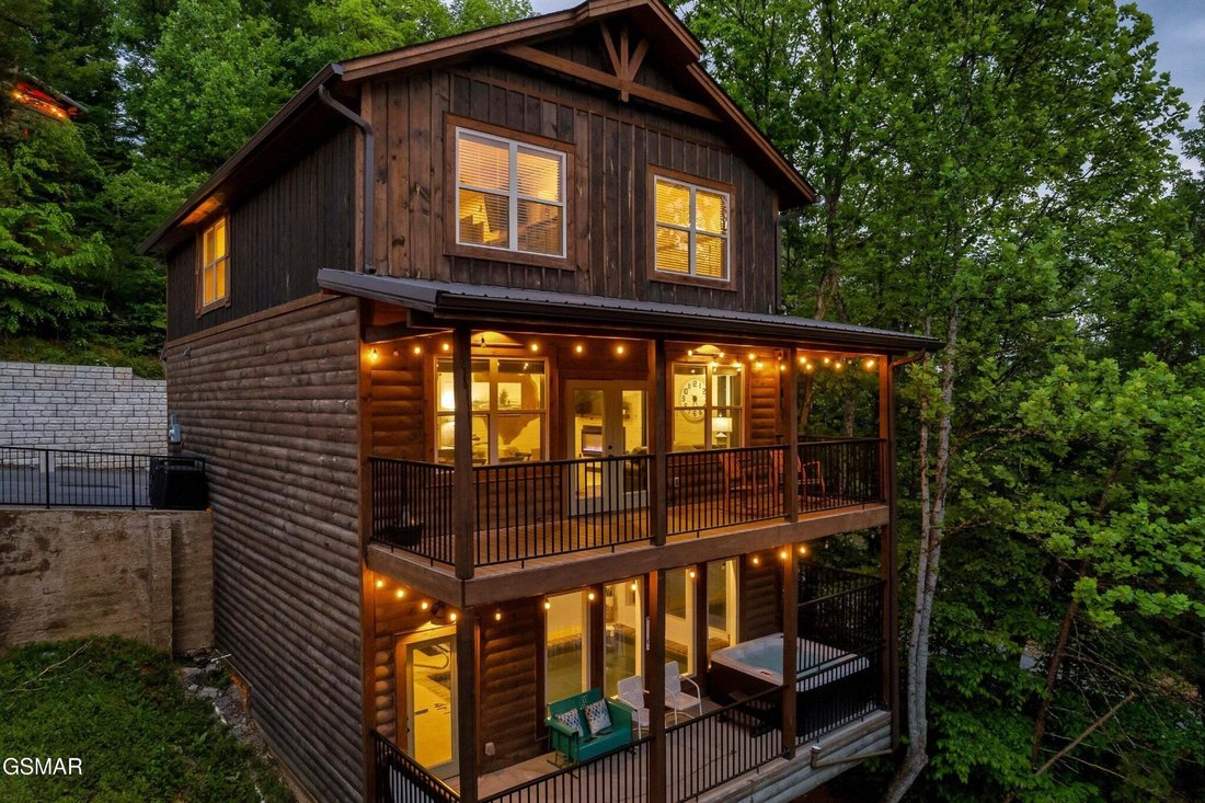 House in Pigeon Forge, Tennessee, United States 1 - 18959113