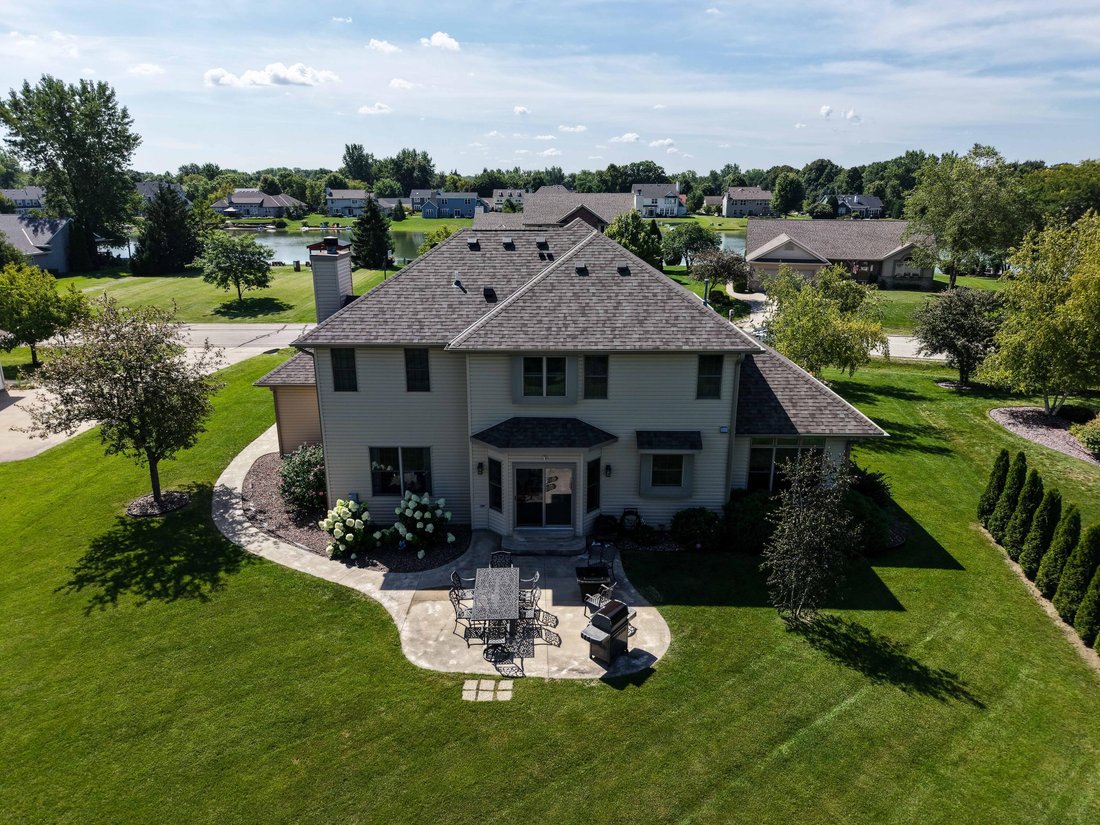 House in Oak Creek, Wisconsin, United States 2 - 18958906
