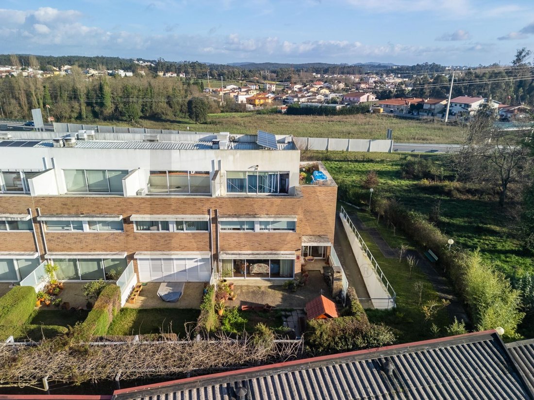 Townhouse in Castelo da Maia, Porto District, Portugal 2 - 17272680