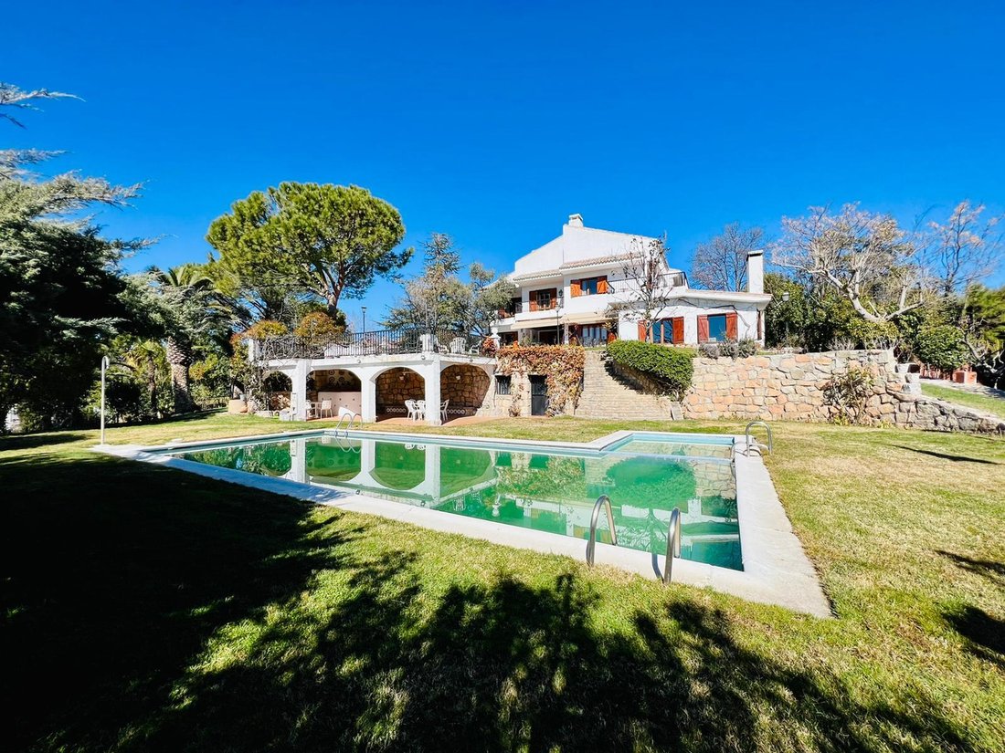 House in Pedrezuela, Comunidad de Madrid, Spain 1 - 18960236