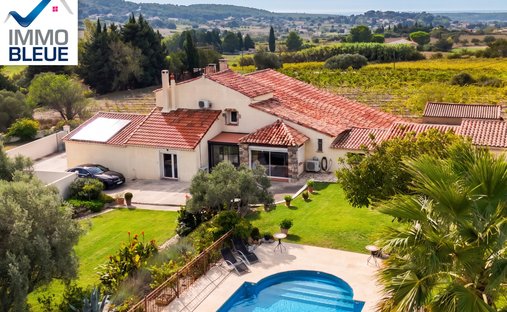 Villa in Plaines Saint Pierre-Saint Julien, Martigues, France 1