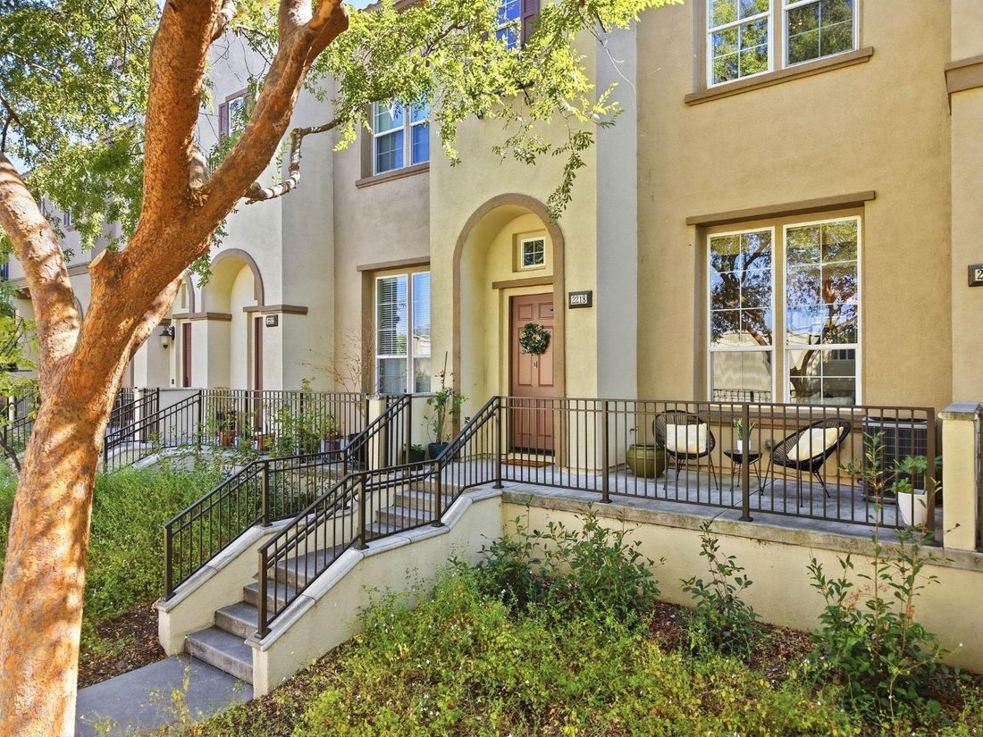Townhouse in San Jose, California, United States 4 - 18958196