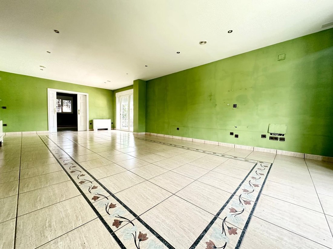 Chalet in El Molar, Comunidad de Madrid, Spain 5 - 18959665