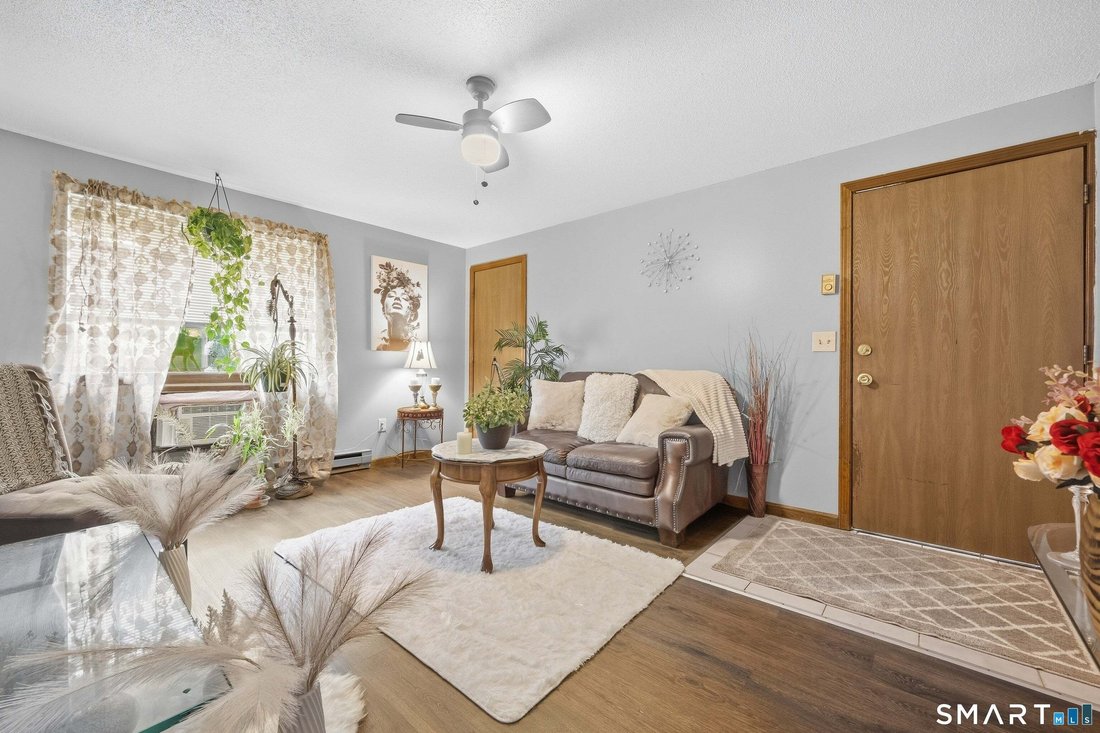 Waterbury, Connecticut, United States 5 - 18958149