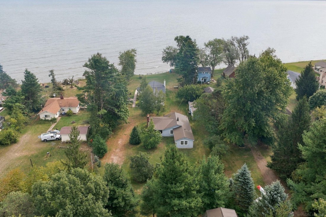 House in Deckerville, Michigan, United States 5 - 18959237