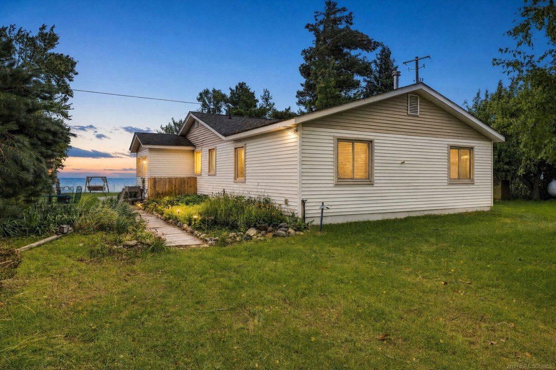 House in Deckerville, Michigan, United States 1 - 18959237