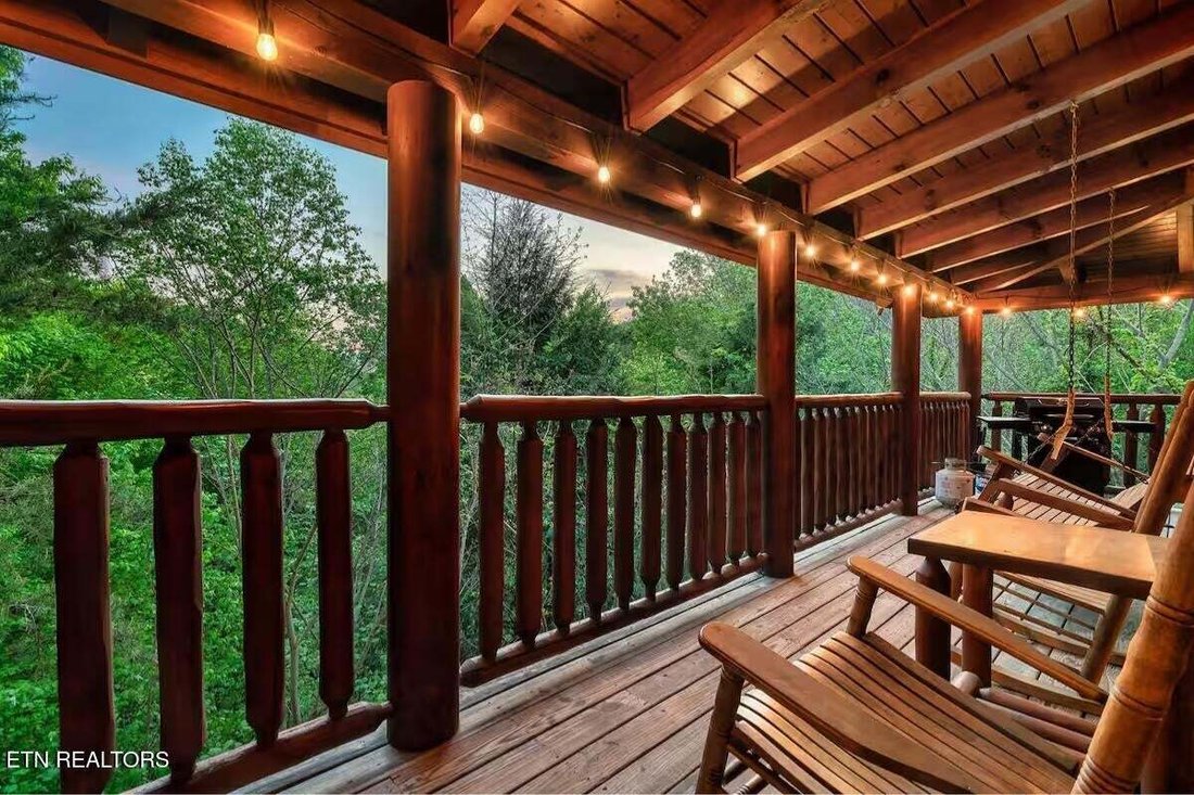 House in Sevierville, Tennessee, United States 4 - 18959103