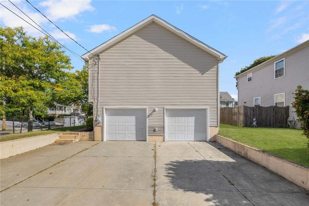 House in East Providence, Rhode Island, United States 3 - 18958403