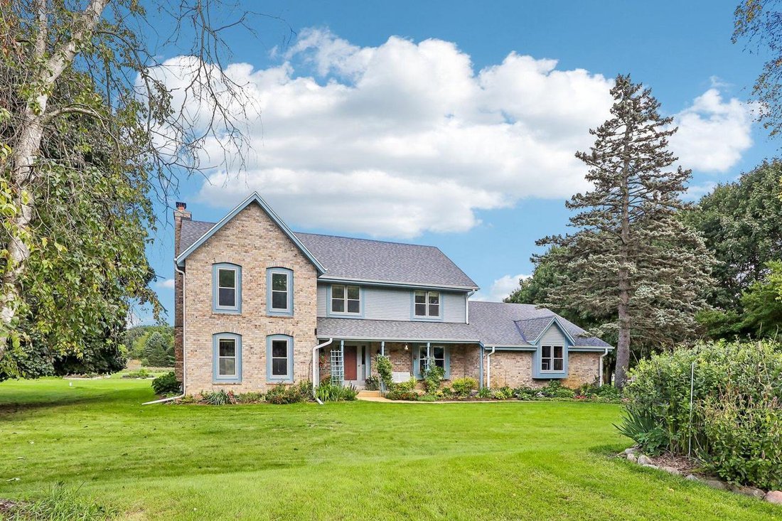 House in Pewaukee, Wisconsin, United States 3 - 18958206