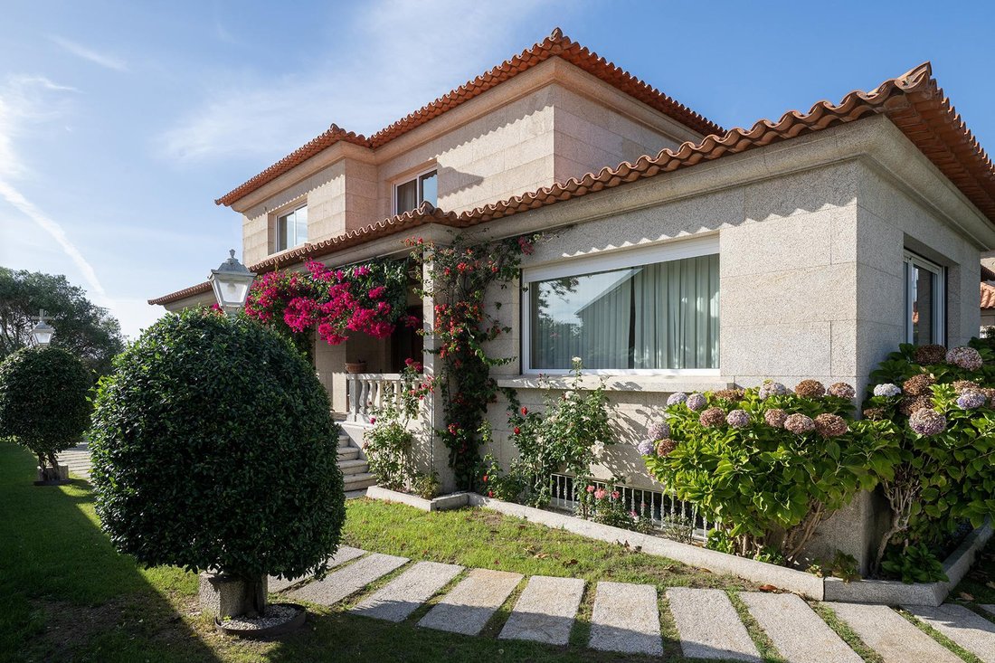 Villa in A Ramallosa, Nigran, Spain 5 - 18958815