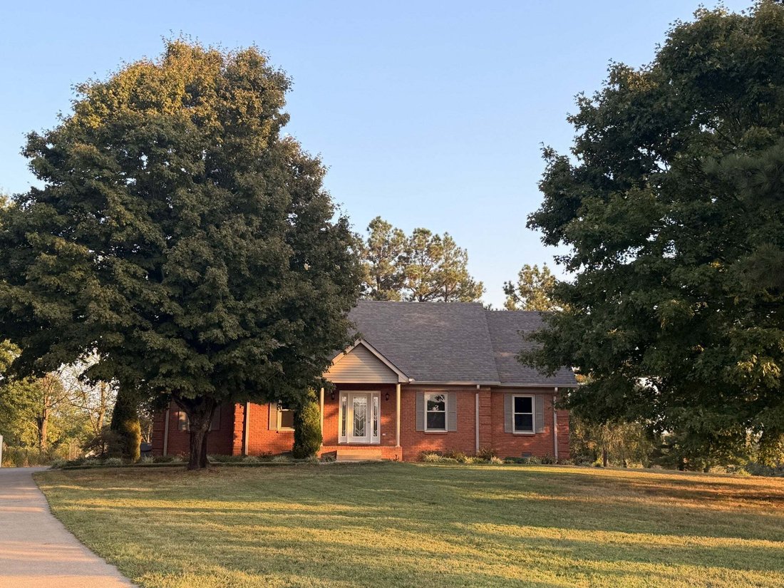 House in Castalian Springs, Tennessee, United States 4 - 18959081