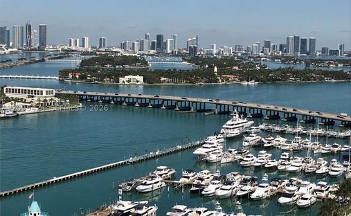 Condo in Miami Beach, Florida, United States 1