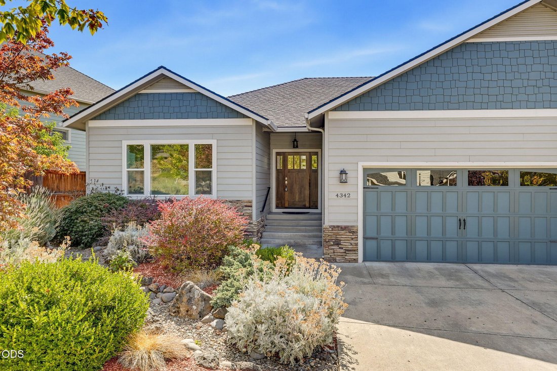 House in Medford, Oregon, United States 1 - 18958341