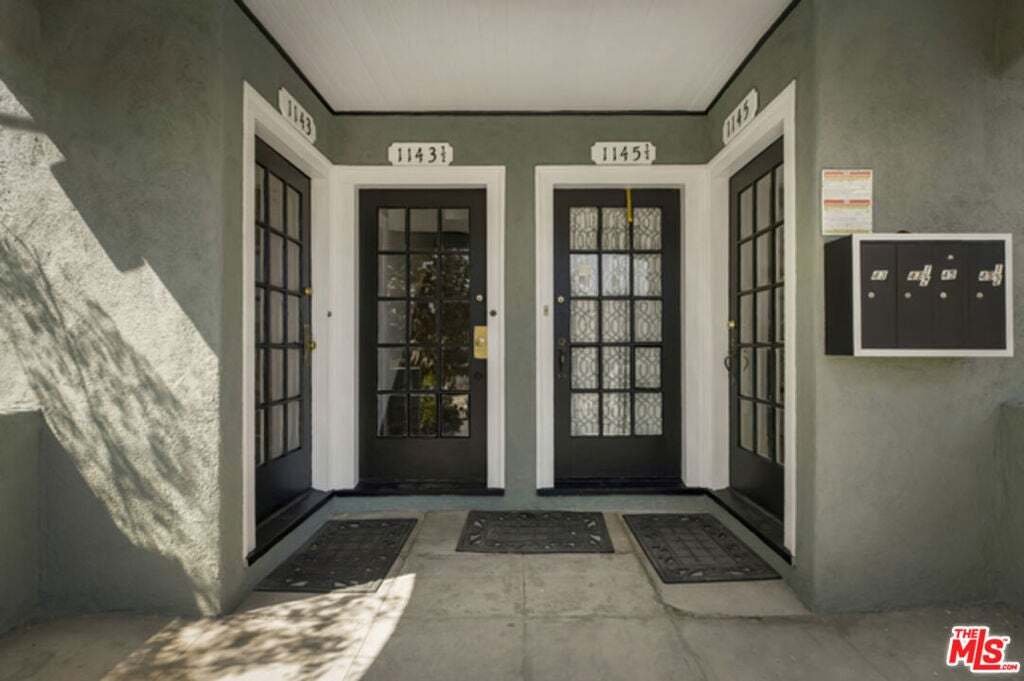 Los Angeles, California, United States 4 - 18958459