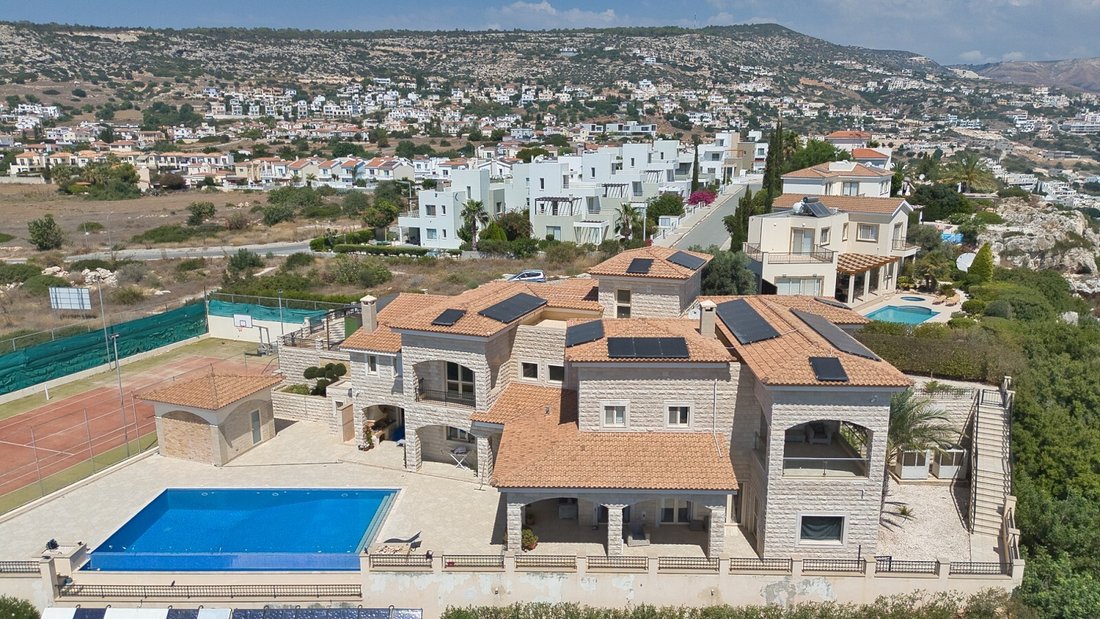 Villa in Peyia, Paphos, Cyprus 1 - 18958919