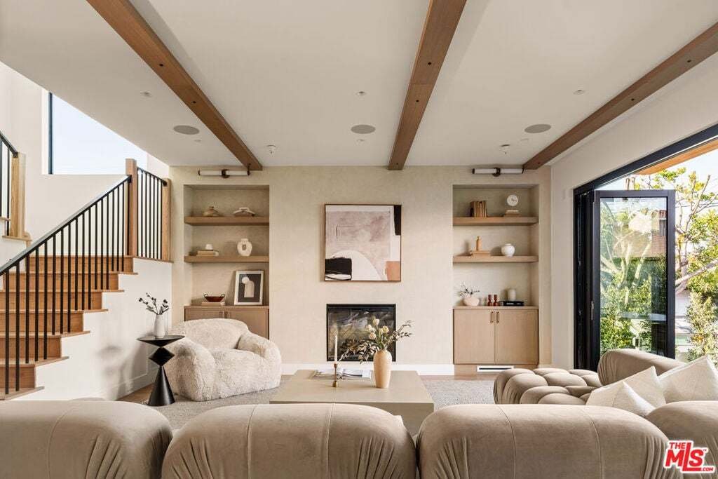 House in Los Angeles, California, United States 3 - 18958473