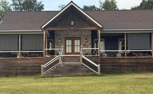 House in Marshall, Arkansas, United States 1