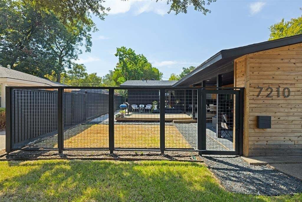 House in Dallas, Texas, United States 1 - 18959196