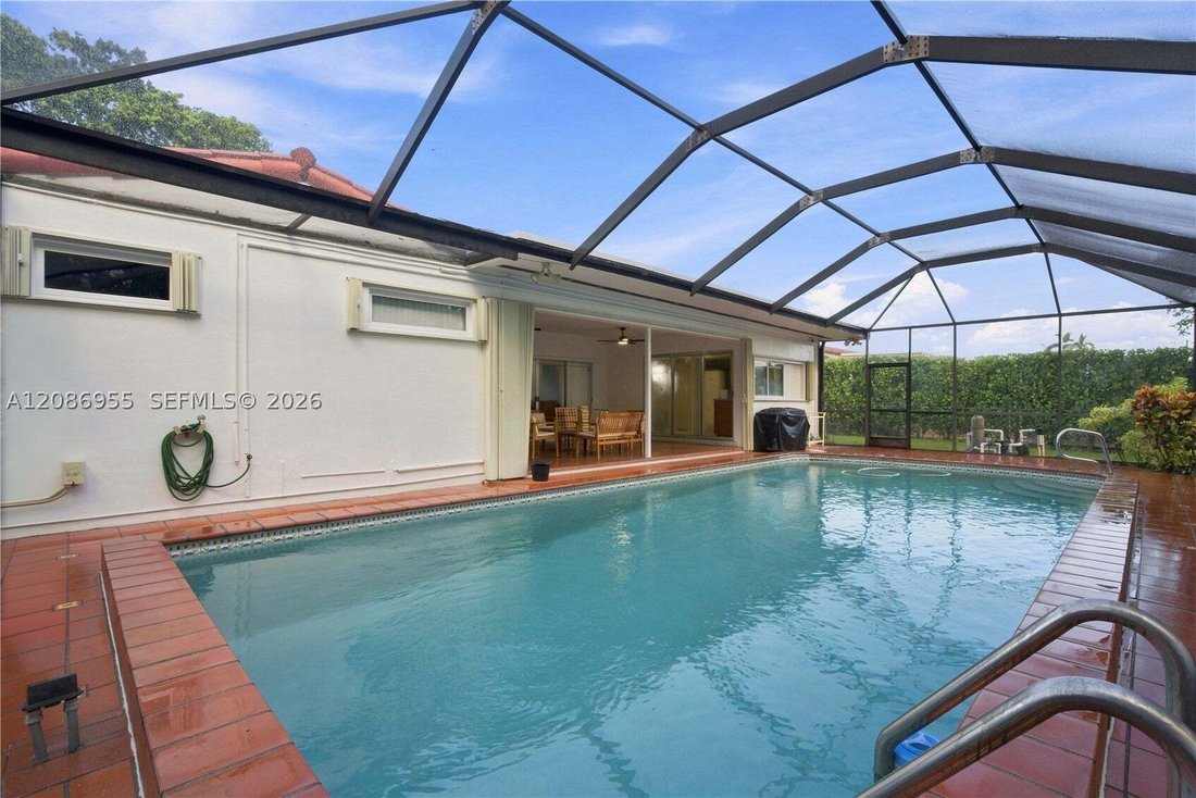 House in Miami, Florida, United States 3 - 18959120
