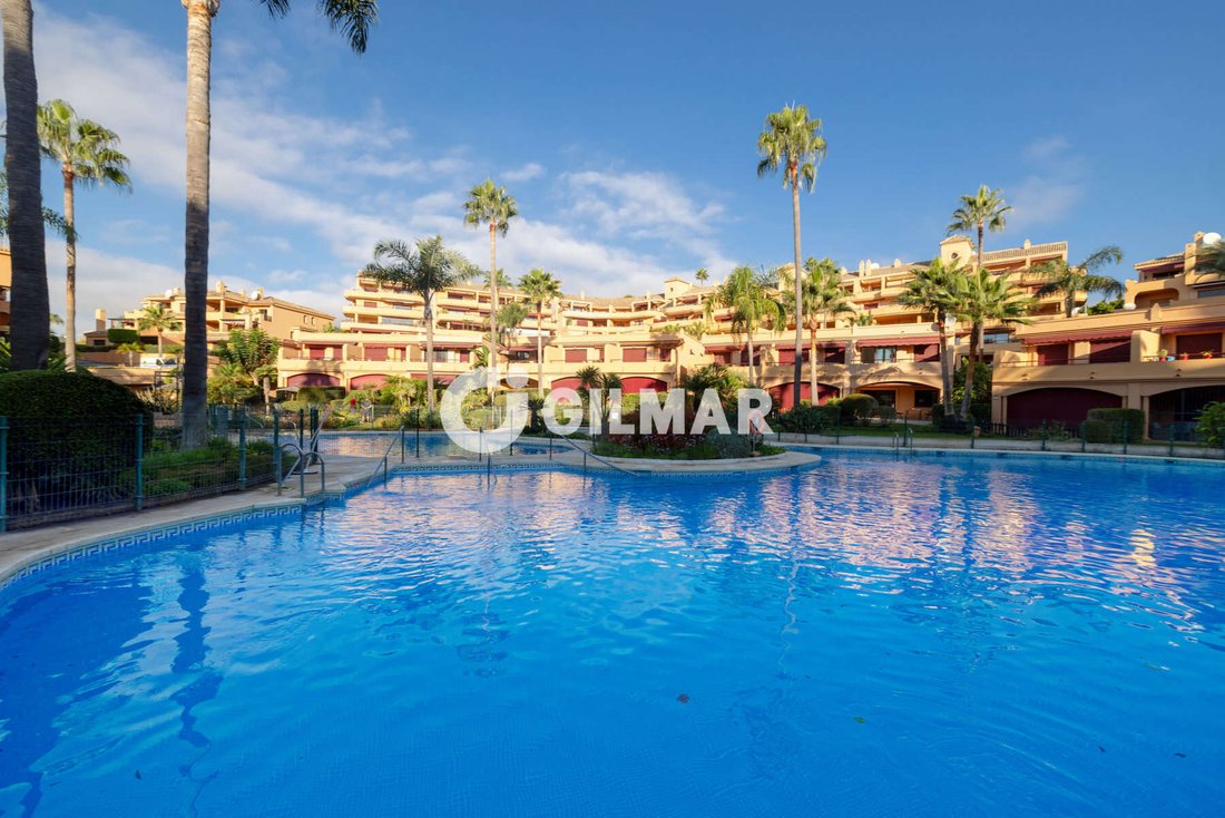 House in Estepona, Andalusia, Spain 2 - 18939992