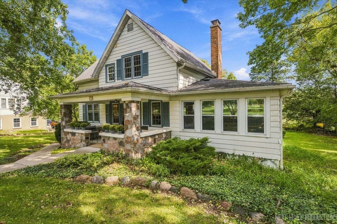House in Geneva, Illinois, United States 2 - 18958611