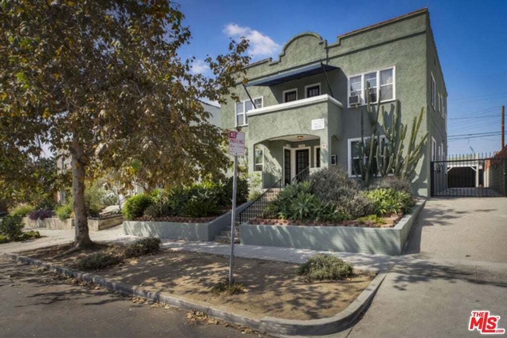 Los Angeles, California, United States 1 - 18958459
