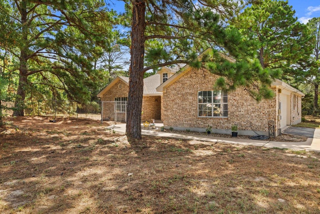 House in Bastrop, Texas, United States 2 - 18958159