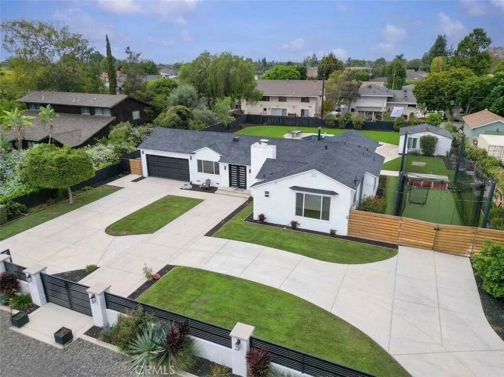 House in Santa Ana, California, United States 1 - 18959338